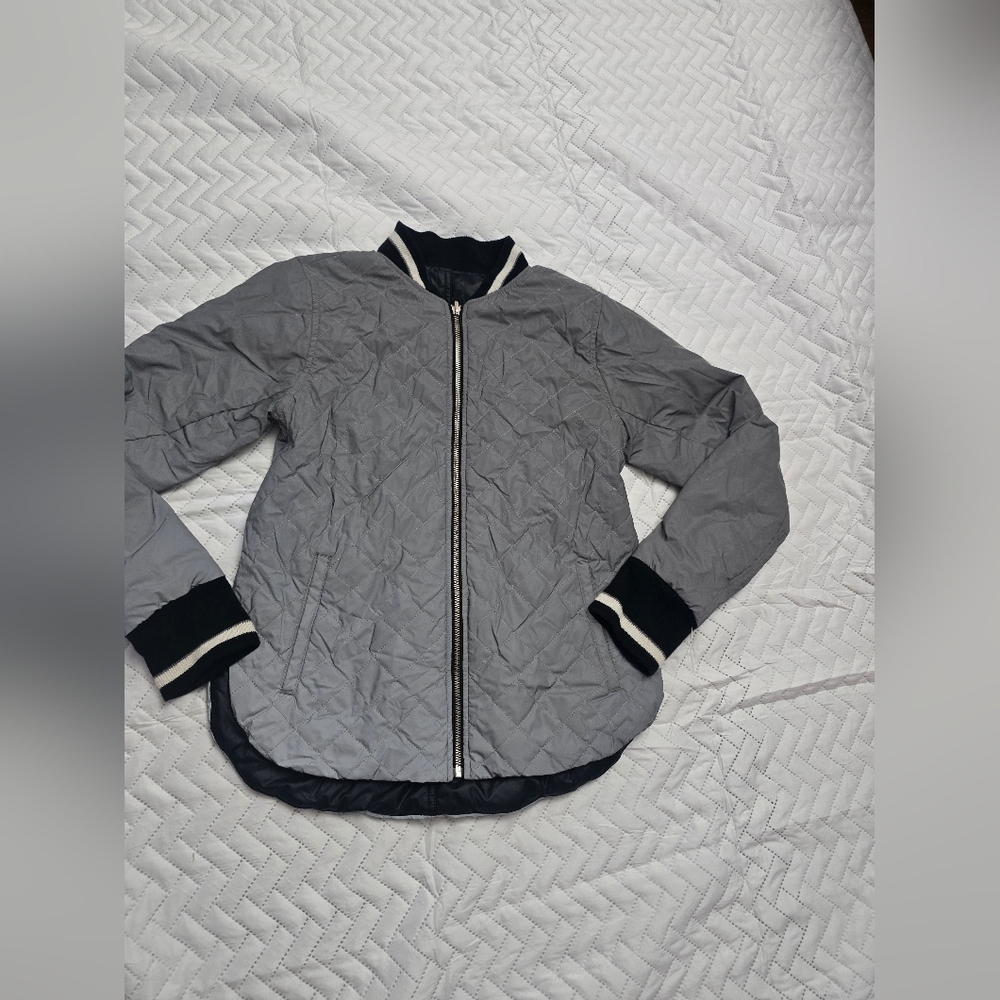 Athleta Reflective Reversible Quilted Jacket - Picture 2 of 11